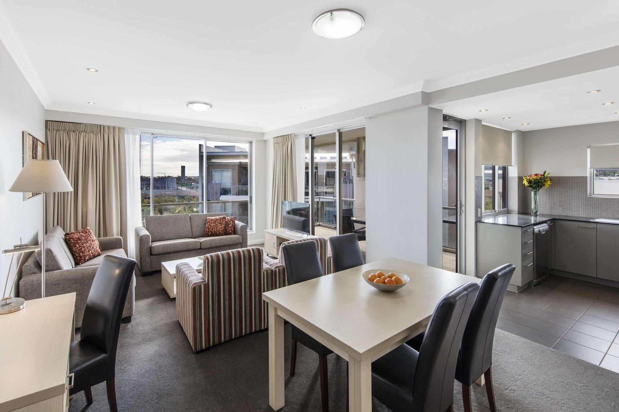 Oaks Brisbane Mews Suites Esterno foto