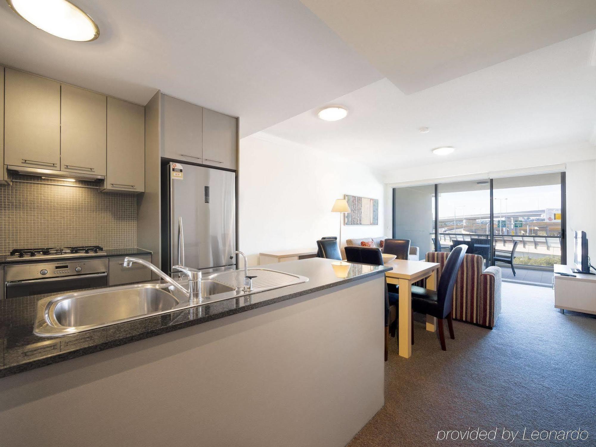 Oaks Brisbane Mews Suites Esterno foto