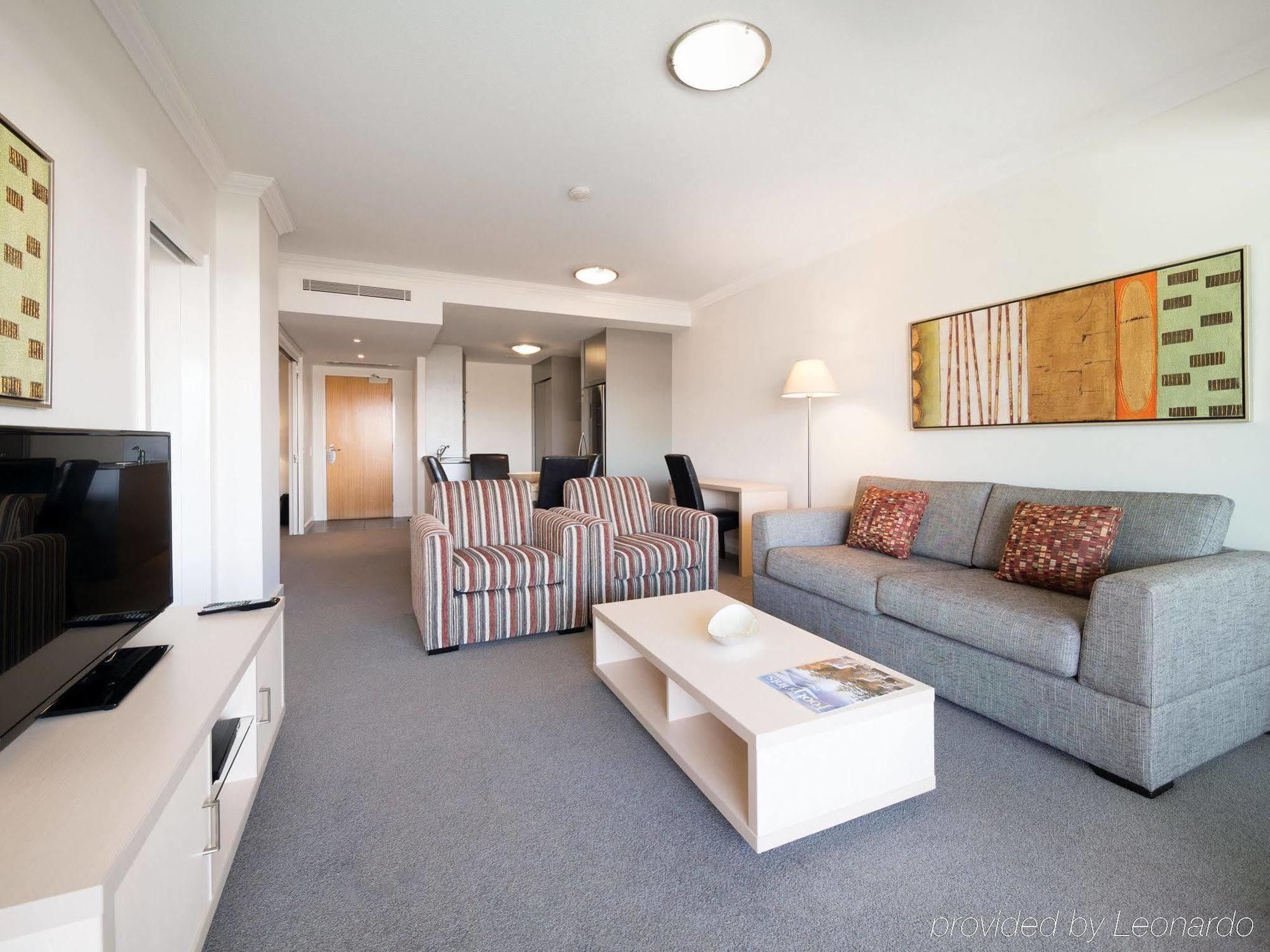 Oaks Brisbane Mews Suites Esterno foto